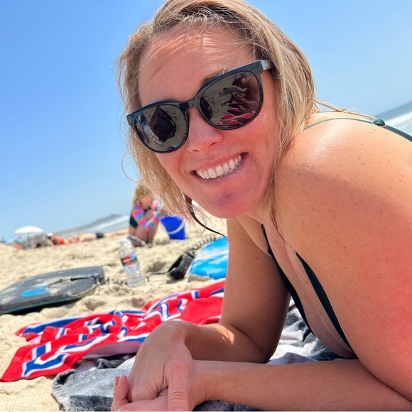 Meet your Posher, Jessica - Picture 5 of 5